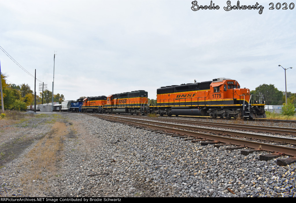 BNSF 1775